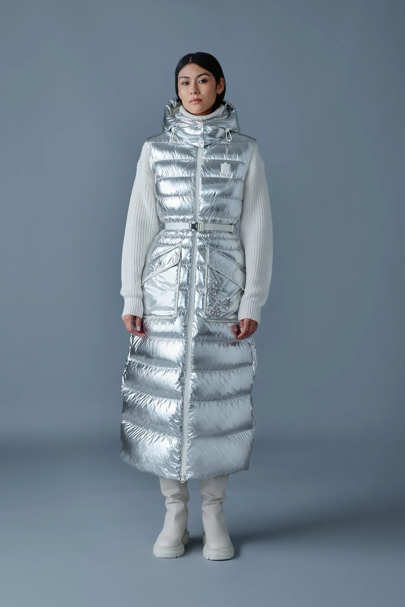 IVANKA-MSF Sleeveless metallic laminate snowflake coat Silver