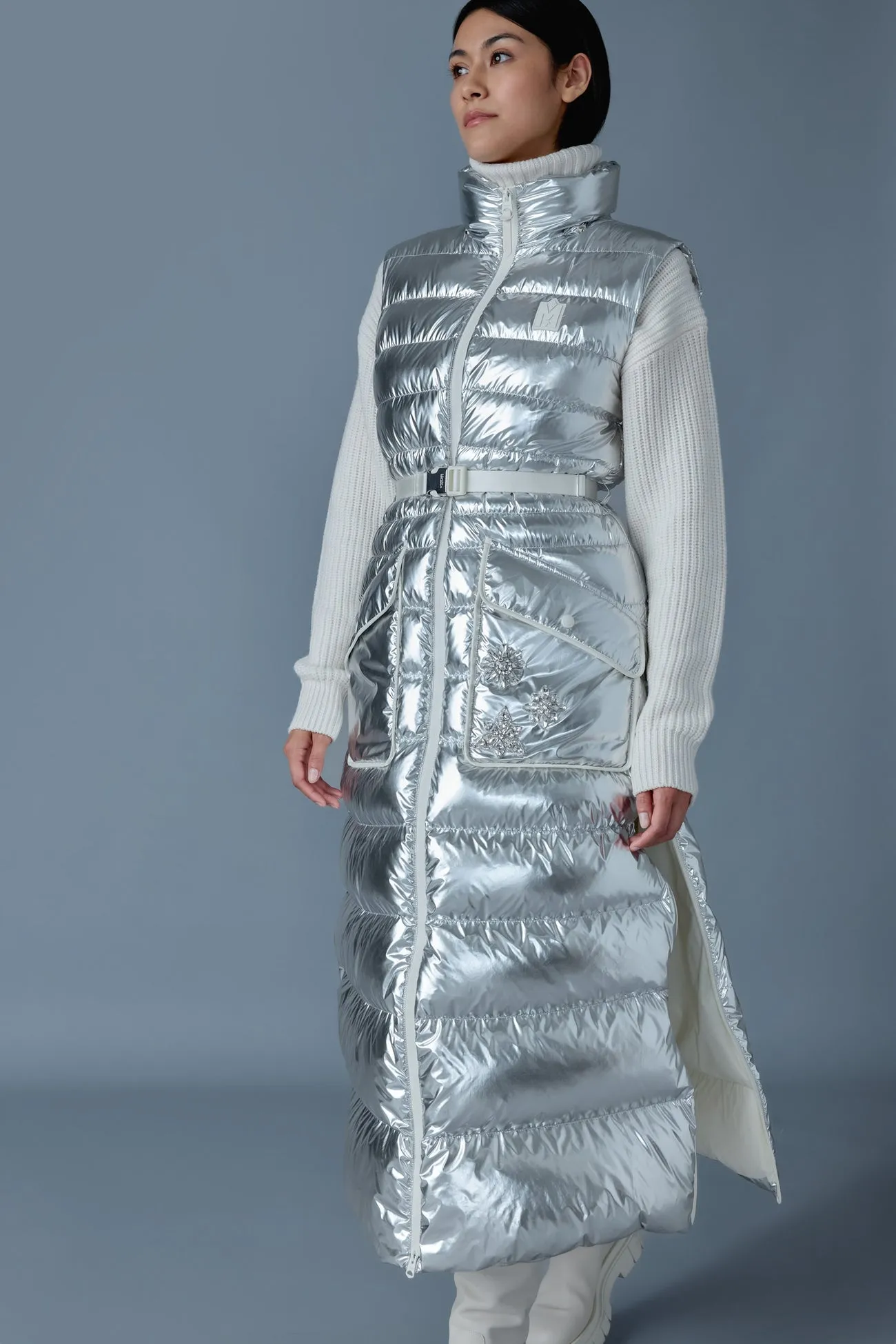 IVANKA-MSF Sleeveless metallic laminate snowflake coat Silver