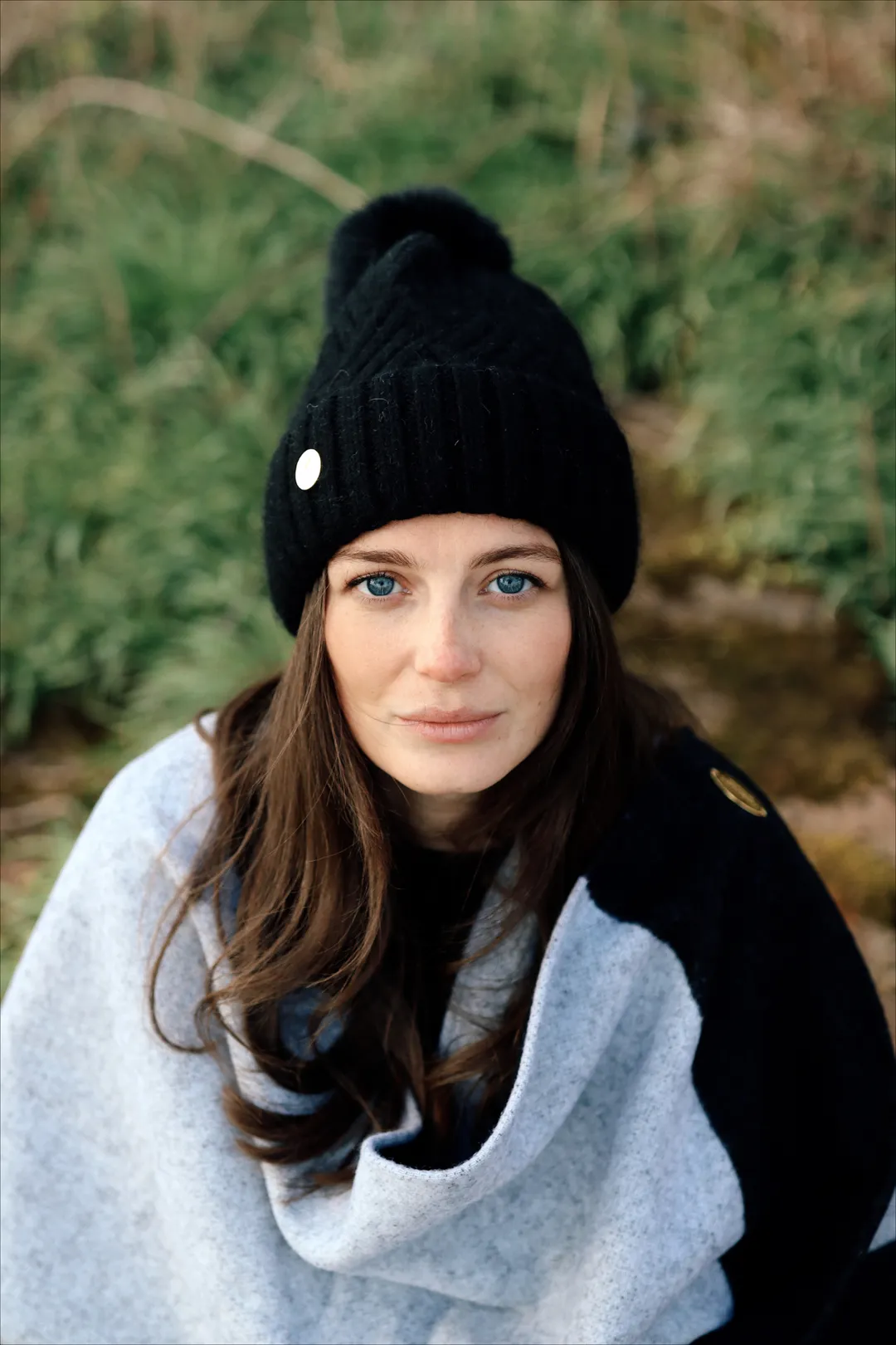 The Dartmouth Poncho Grey