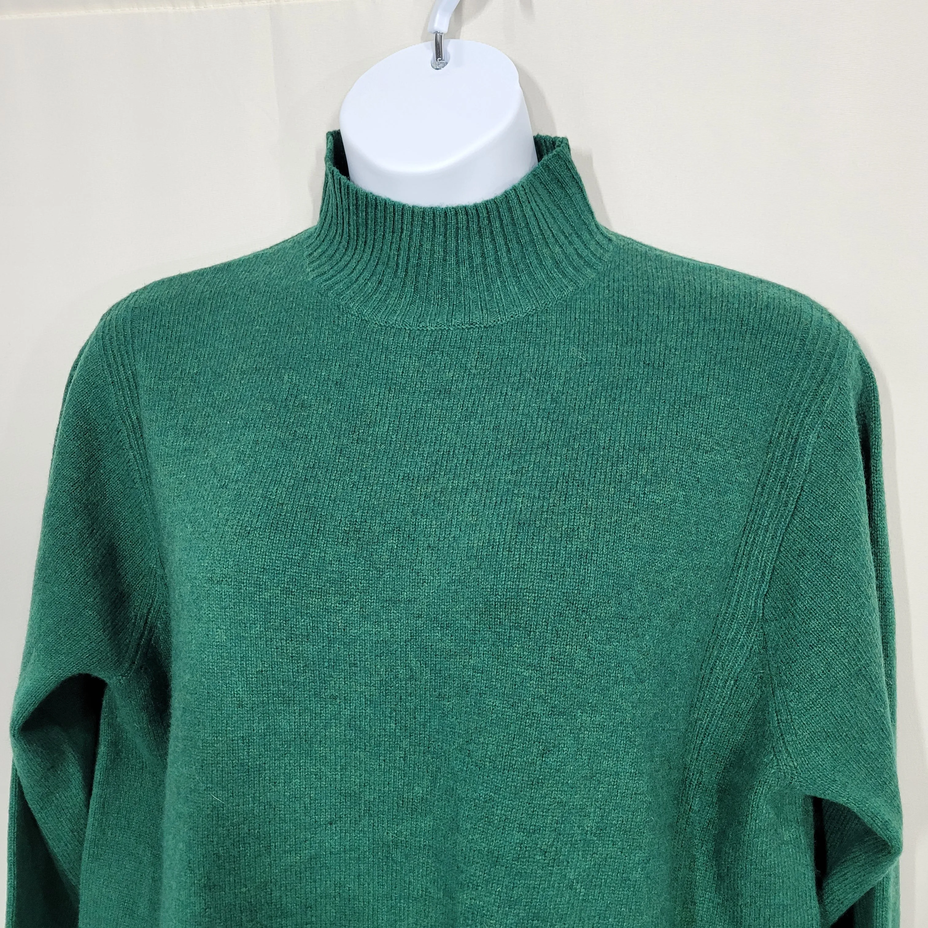 Whispers Emerald Green Wool Mock Neck Long Sleeve Sweater Size Medium